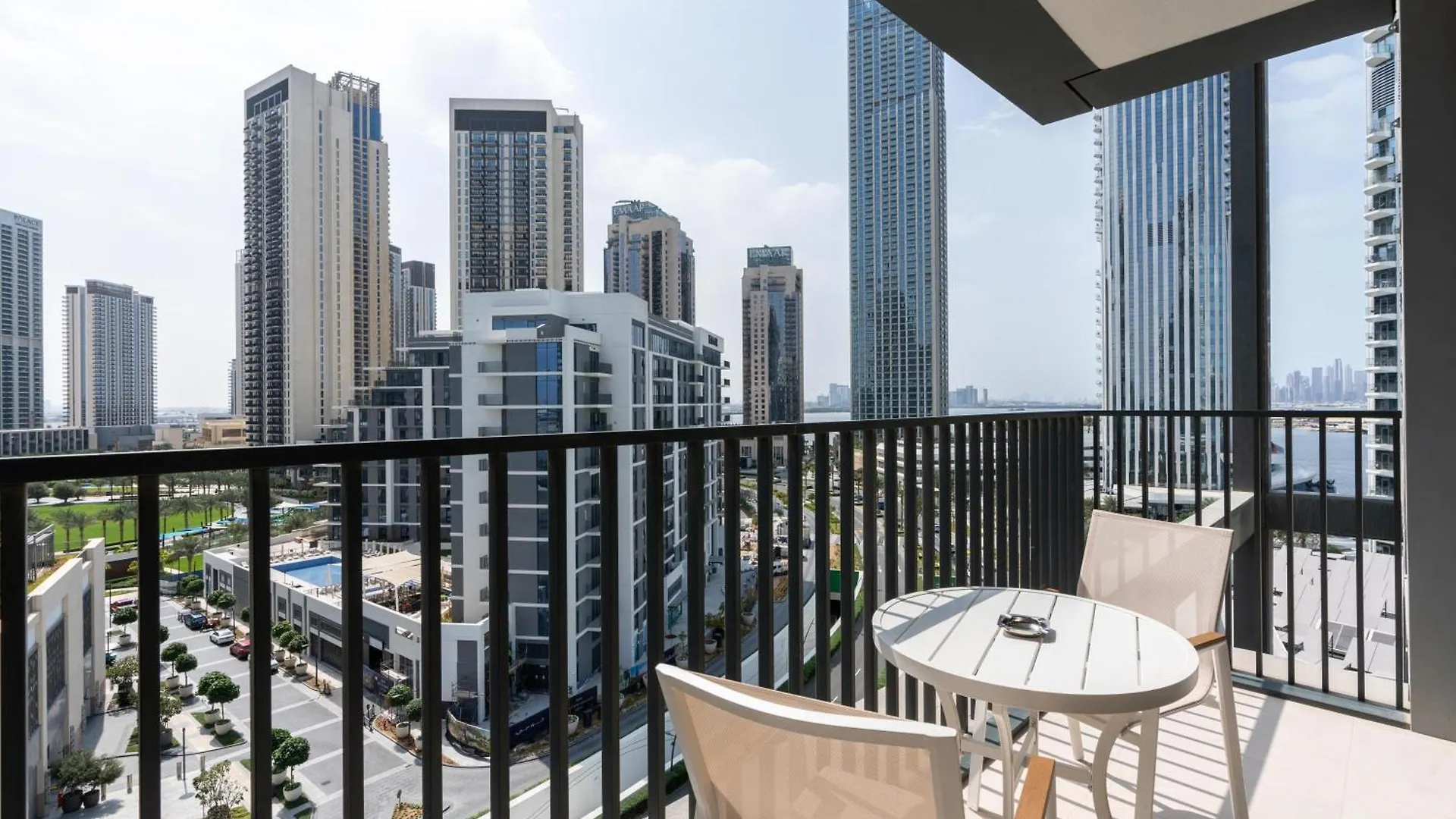 Globalstay Creek Edge Tower Elegant Apartments Dubai