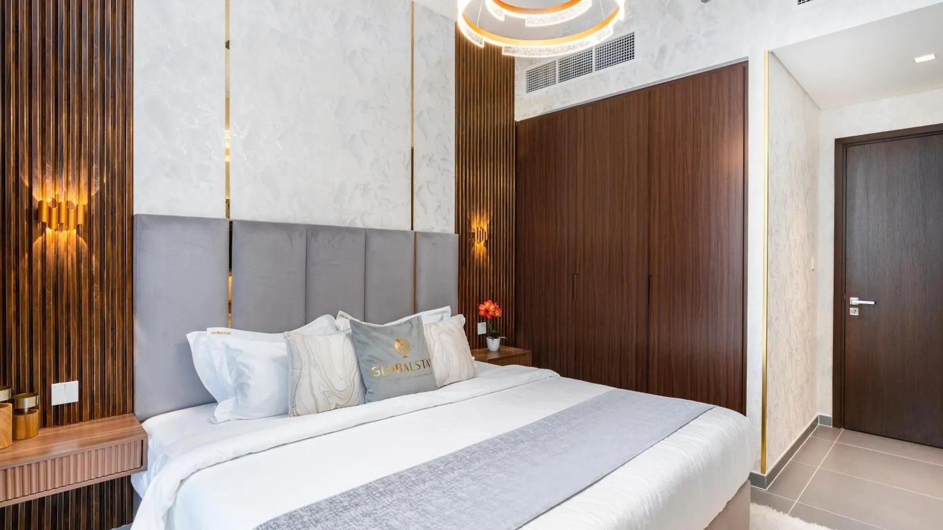 Globalstay Creek Edge Tower Elegant Apartments 두바이